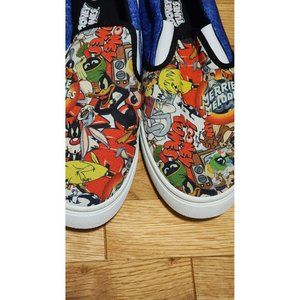 WARNER BROTHERS/LOONEY TUNES slip on sneakers 10.5 nwt
